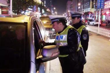 杜桥最新驾驶员招聘及其观点论述摘要