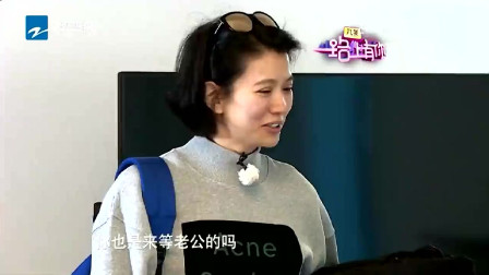 袁咏仪独家访谈，日常温馨时光与真挚友情的见证